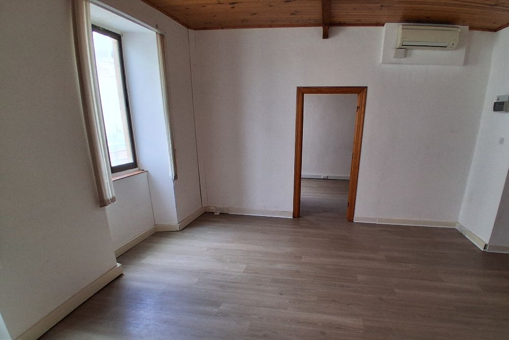 Large 2 Room Office