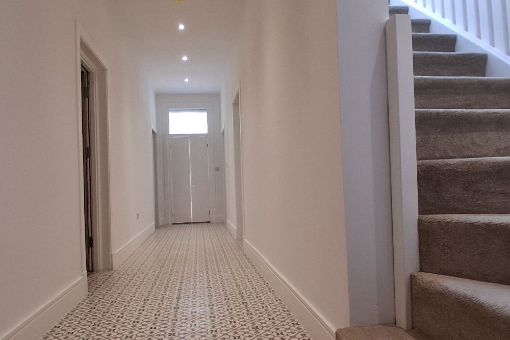 Stunning 4 Bed, 2 Reception, Grand Dining Room, Entrance Hall, Kitchen, Family Bathroom, Dressing Room with En-Suite, Storage