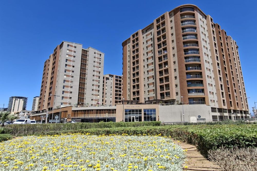 Spacious and Bright 3 Bed @ Beach View Terrace
